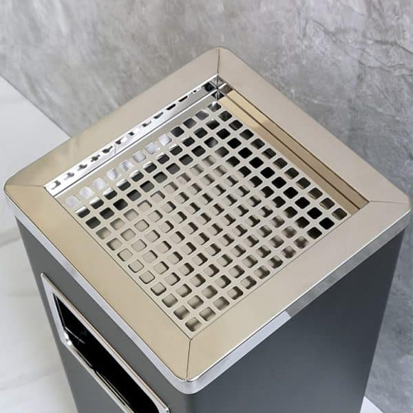 thung rac inox vuong co gat tan 5 768x834 1